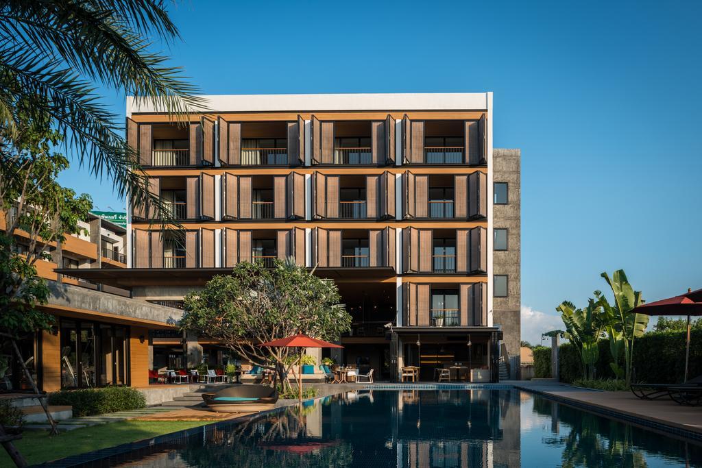 The Silver Palm Wellness Resort Bangkok Exterior photo